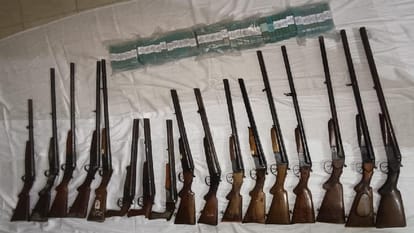 Meerut: Smuggler who brought weapons from Punjab and supplied them to UP-Delhi arrested, 17 guns recovered