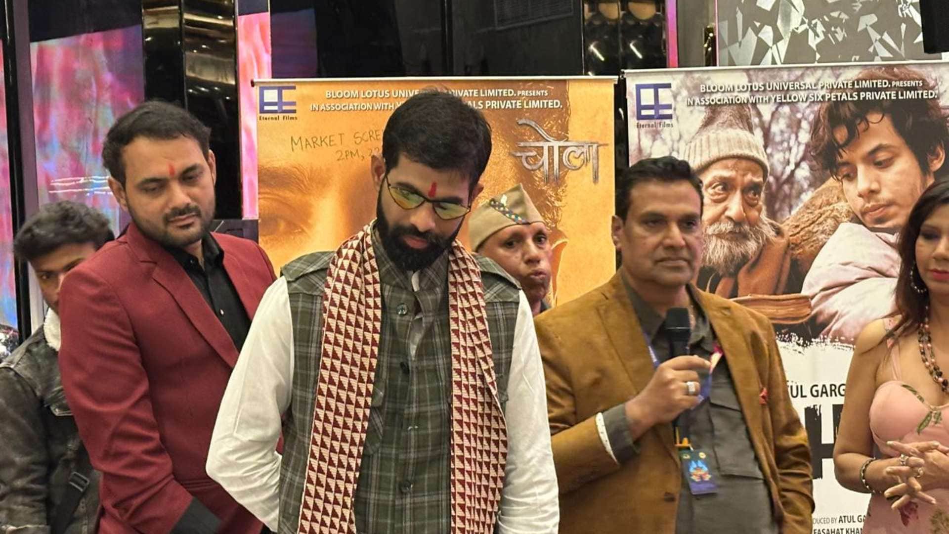 Karni Sena Youth Wing protests at IMPPA Yacht in Goa during chola trailer launch manoj joshi leaves function