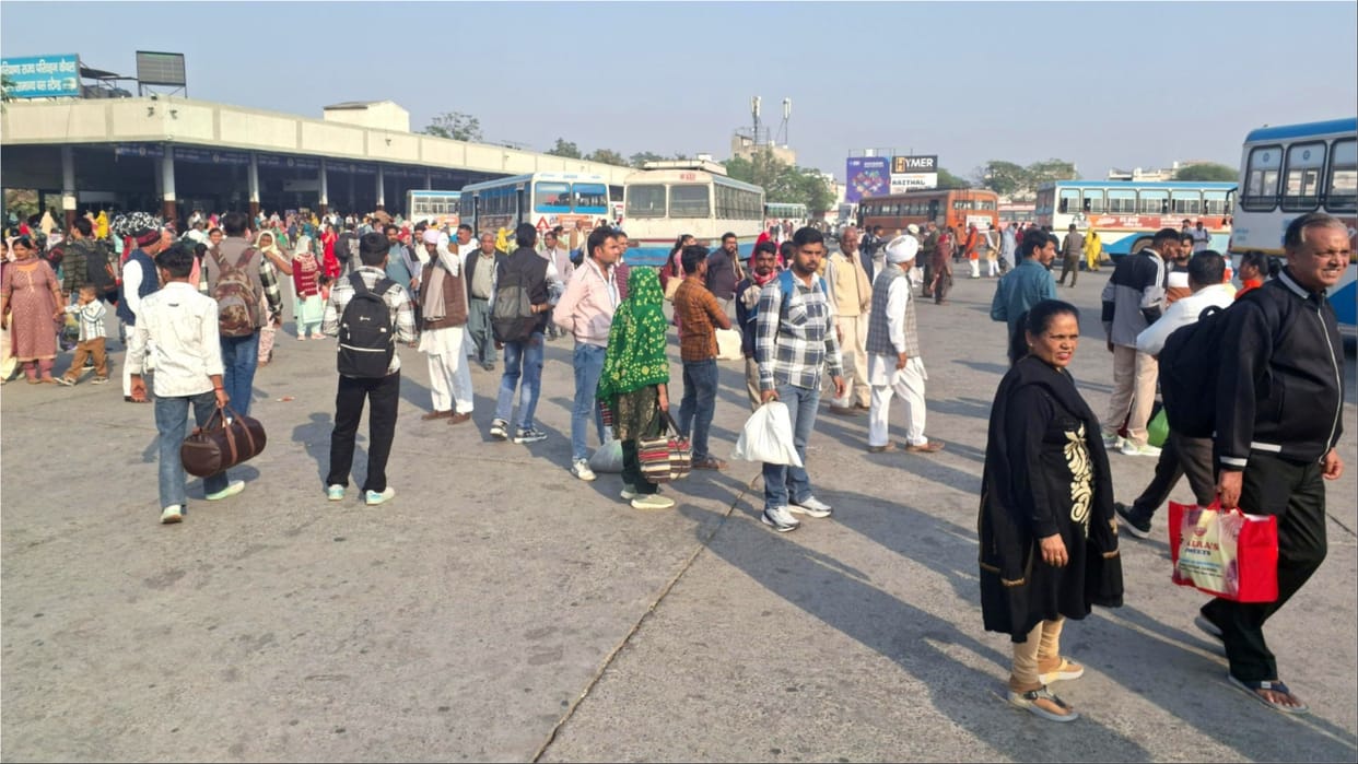 Kaithal: More than 75 buses sent for the Chief Minister's rally in Jind, passengers stranded