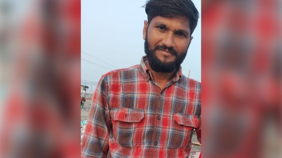 Contract employee who went to fix fault in line in Garhmukteshwar dies due to electric shock