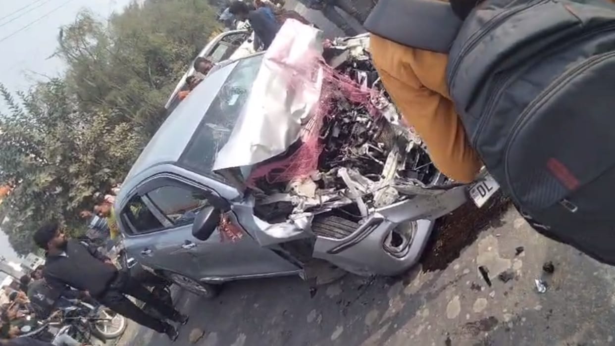 Two died in an accident in Amavan Raebareli.