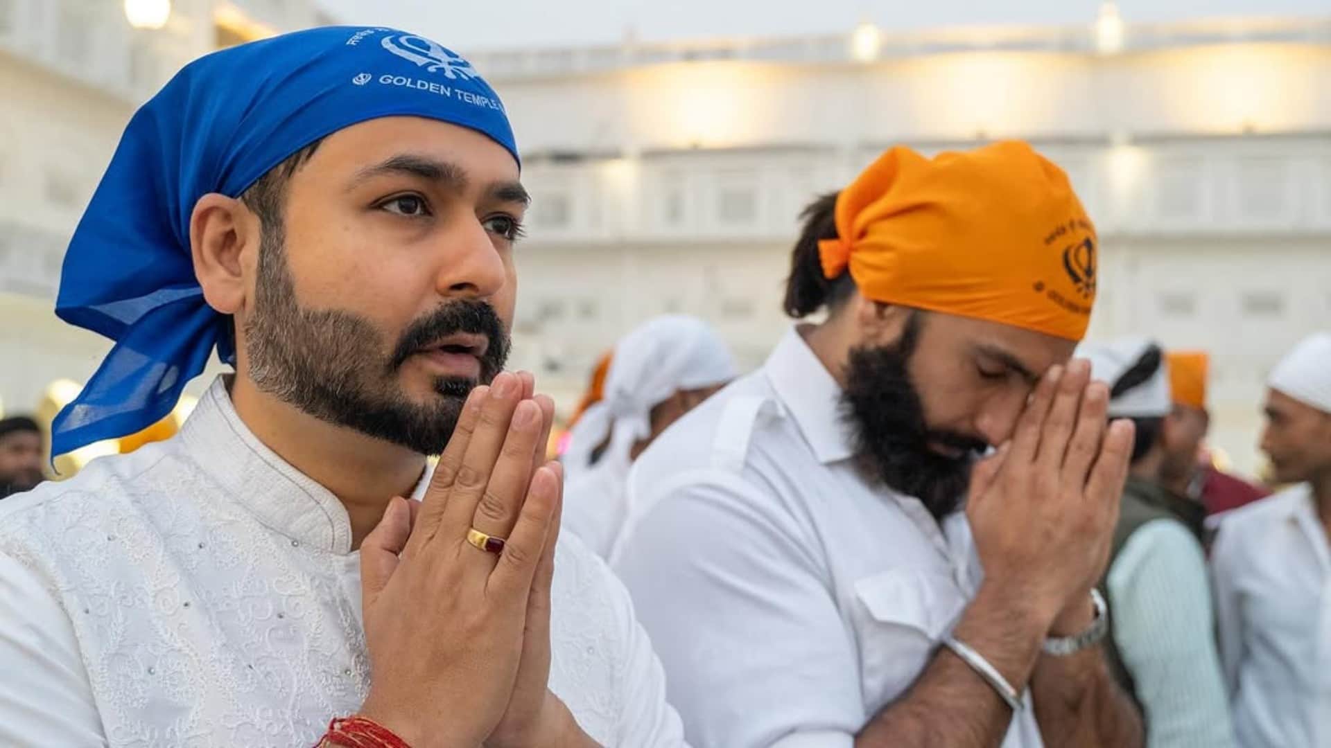 Ranveer Singh and Aditya Dhar reached the Golden Temple paid obeisance with their next film