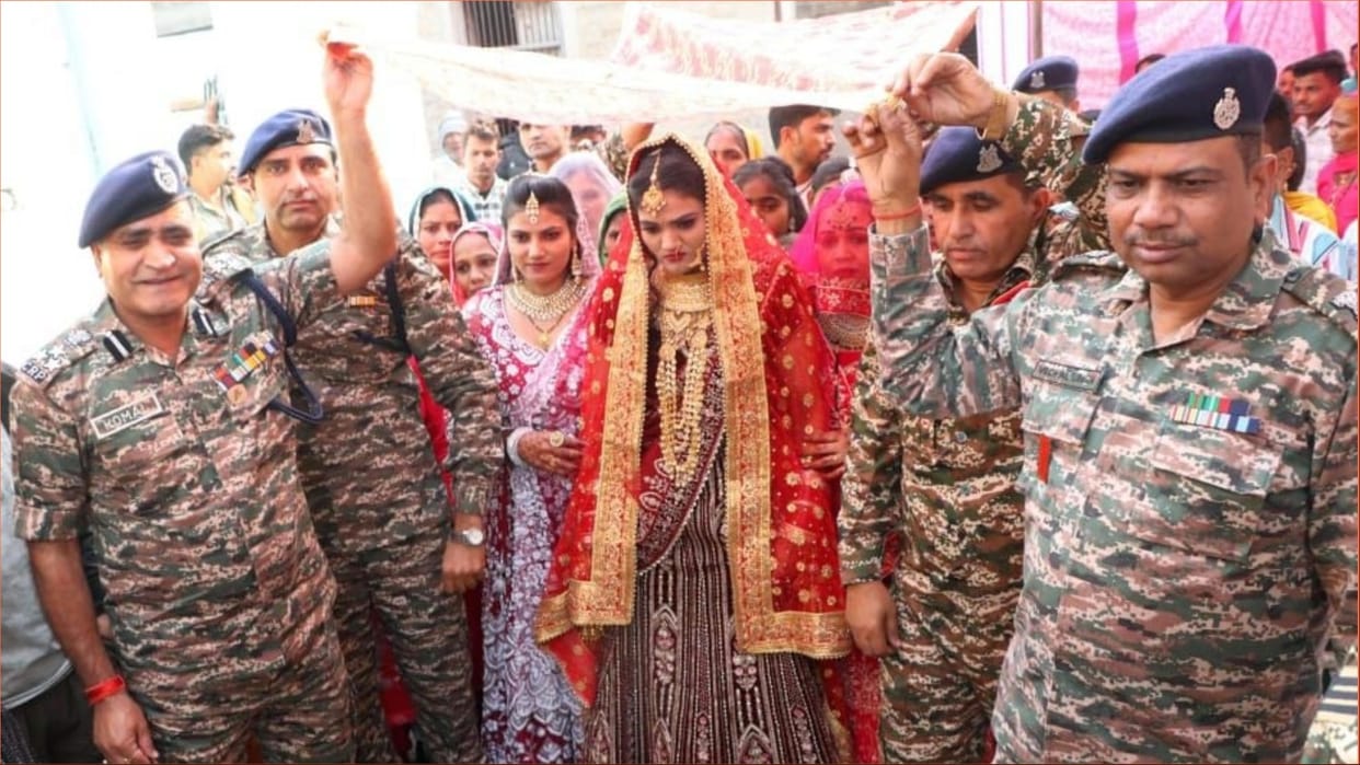 Haryana: CRPF officers did Knyadan of daughter of a martyr in Chhatar village
