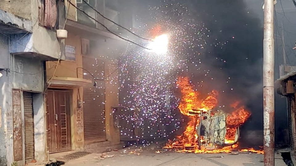 whole story of the Sambhal riot A mistake led to arson and firing this is why people got angry