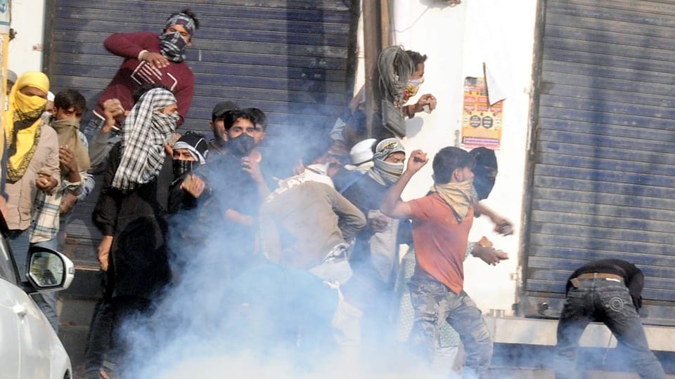 Sambhal violence Thousands of people came from four streets mob attacked by putting minors in front