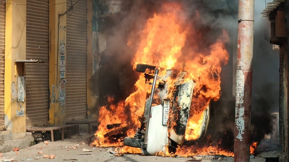 Sambhal violence: Vehicle burning causes loss of 20 lakhs, case filed those inflammatory posts viral