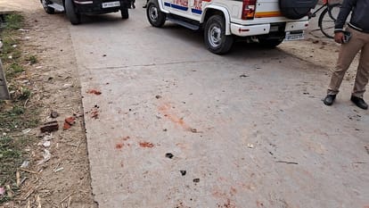 UP News: Stone pelting on molestation of girl in Meerut... Many people injured due to bullets, tense situation