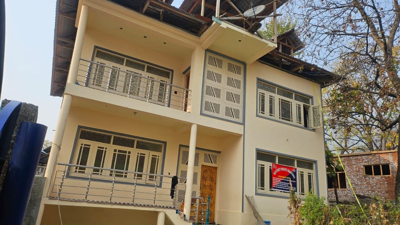 Jammu Kashmir: Anantnag Police tightens noose on drug trade, illegal properties worth Rs 1.6 crore seized