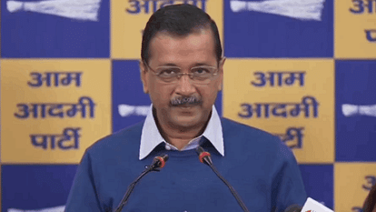 Arvind Kejriwal held a press conference and announced pension for elderly in Delhi