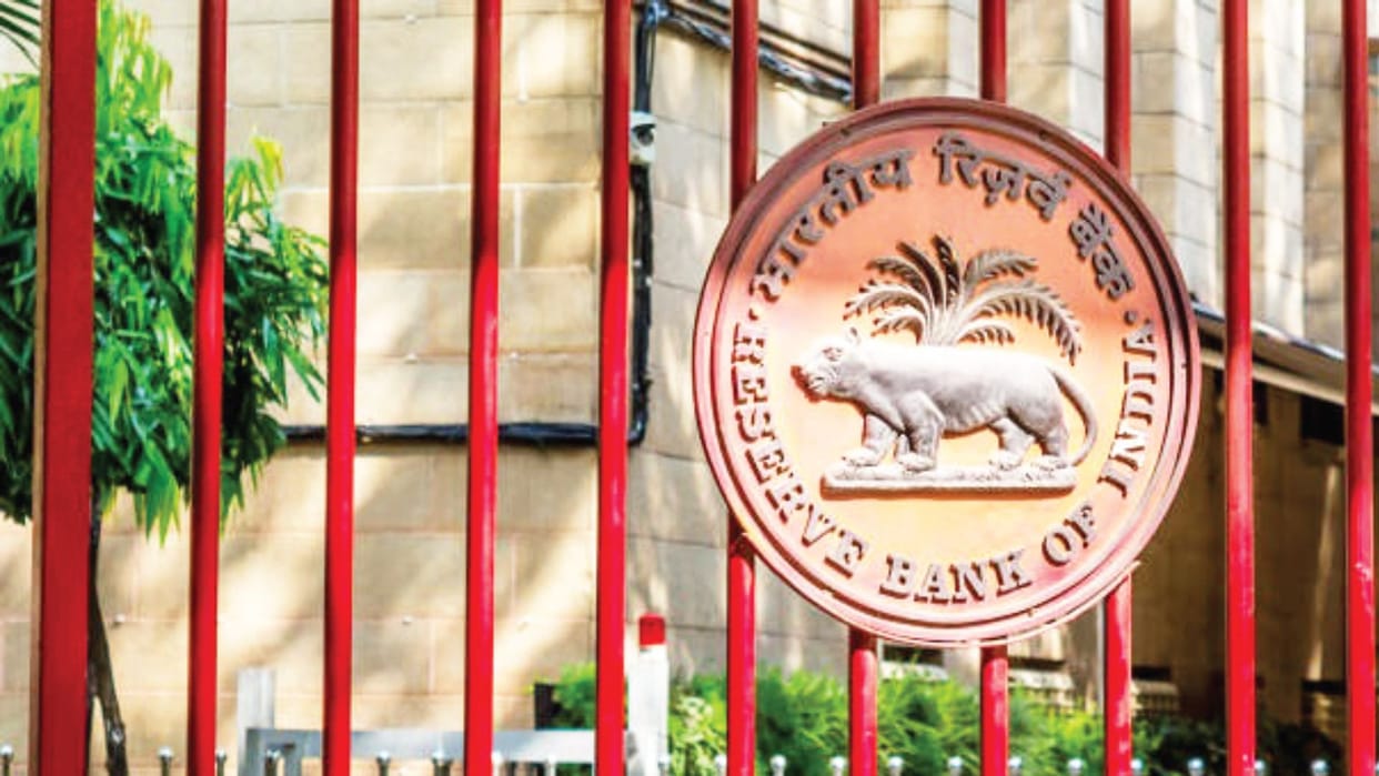 Indian Economy Investors must know risks of financial instruments Reserve Bank India to take call