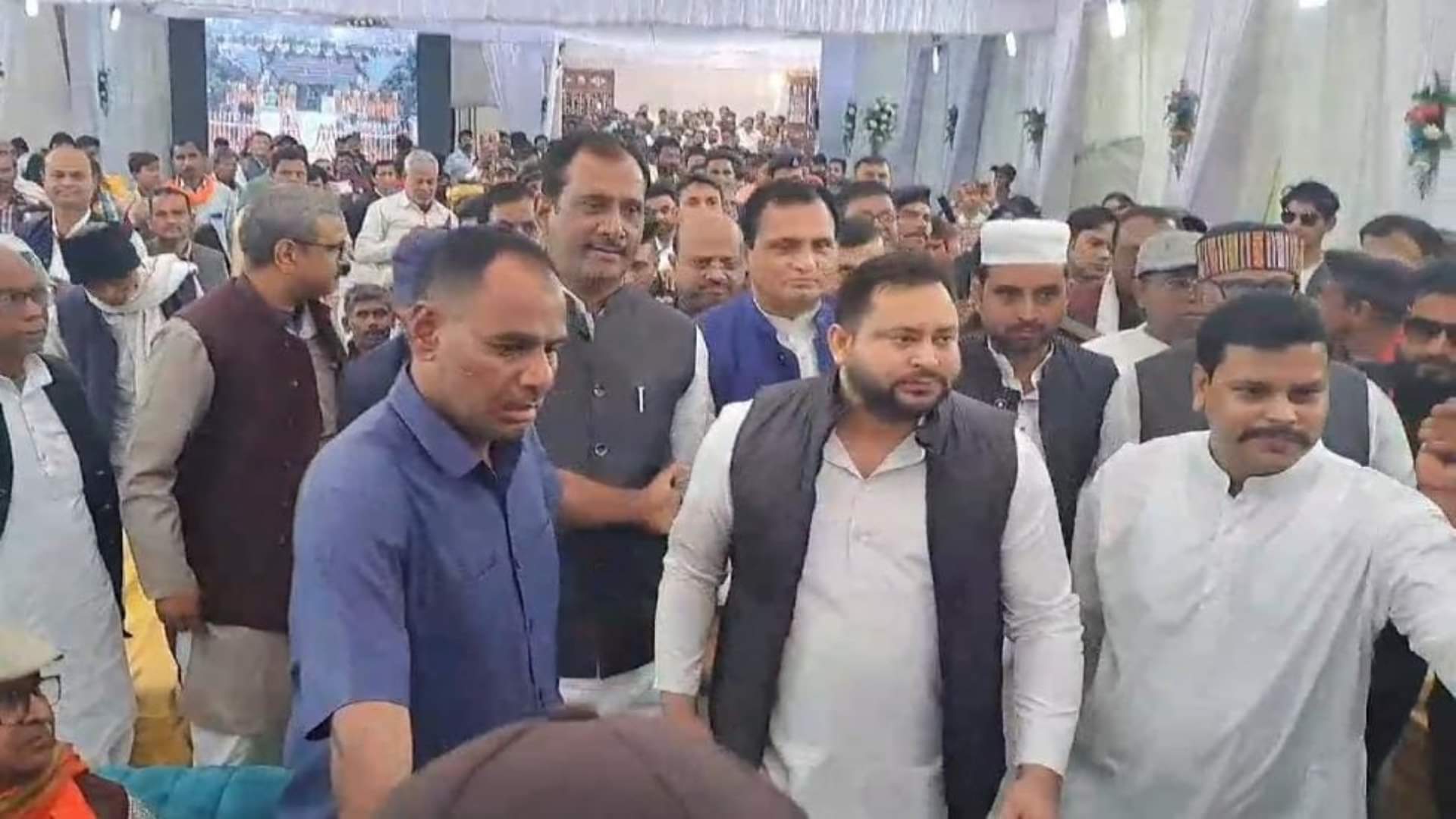 Bihar News: Tejashwi Yadav challenges Lallan Singh on special state status person who distributes swords