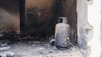 Bihar: Cylinder blast in Bhagalpur, father, son died; Fire breaks out in restaurant; Fire Brigade, Police
