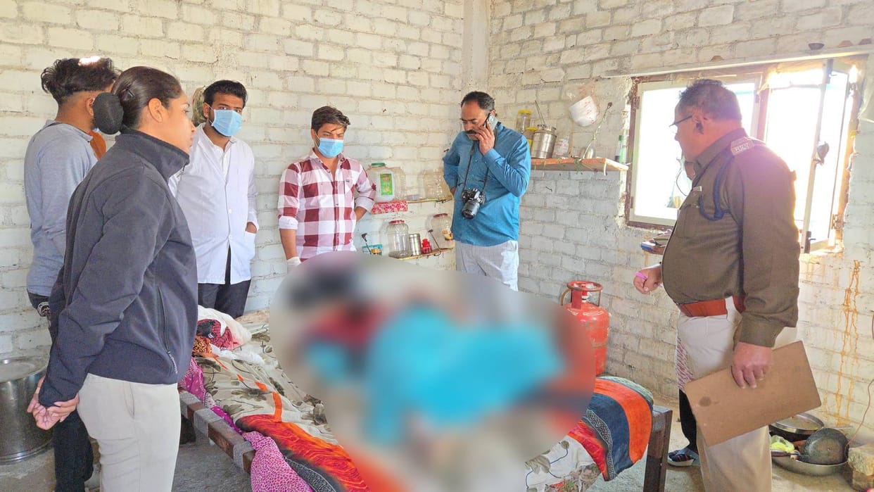 Ujjain Crime Husband killed his wife by slitting her throat police was stunned after reaching scene