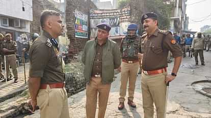 Sambhal Violence Crowd Confused due to Water Being Drained out of pond SDM also got pond fountain closed