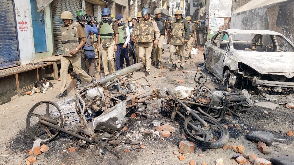 Up Sambhal Violence News Mosque Survey Violence happened intermittently five hours of uproar