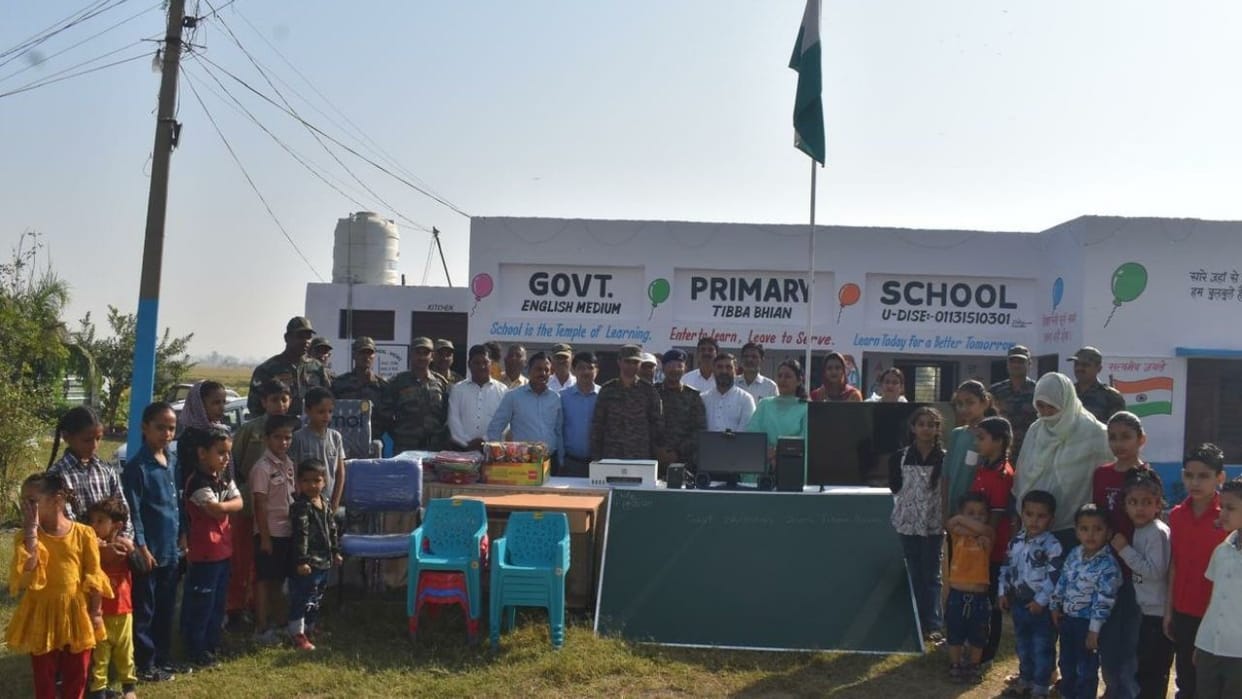 J&K Boarder School: Army rejuvenates Tibba School, children will get IT education in border schools