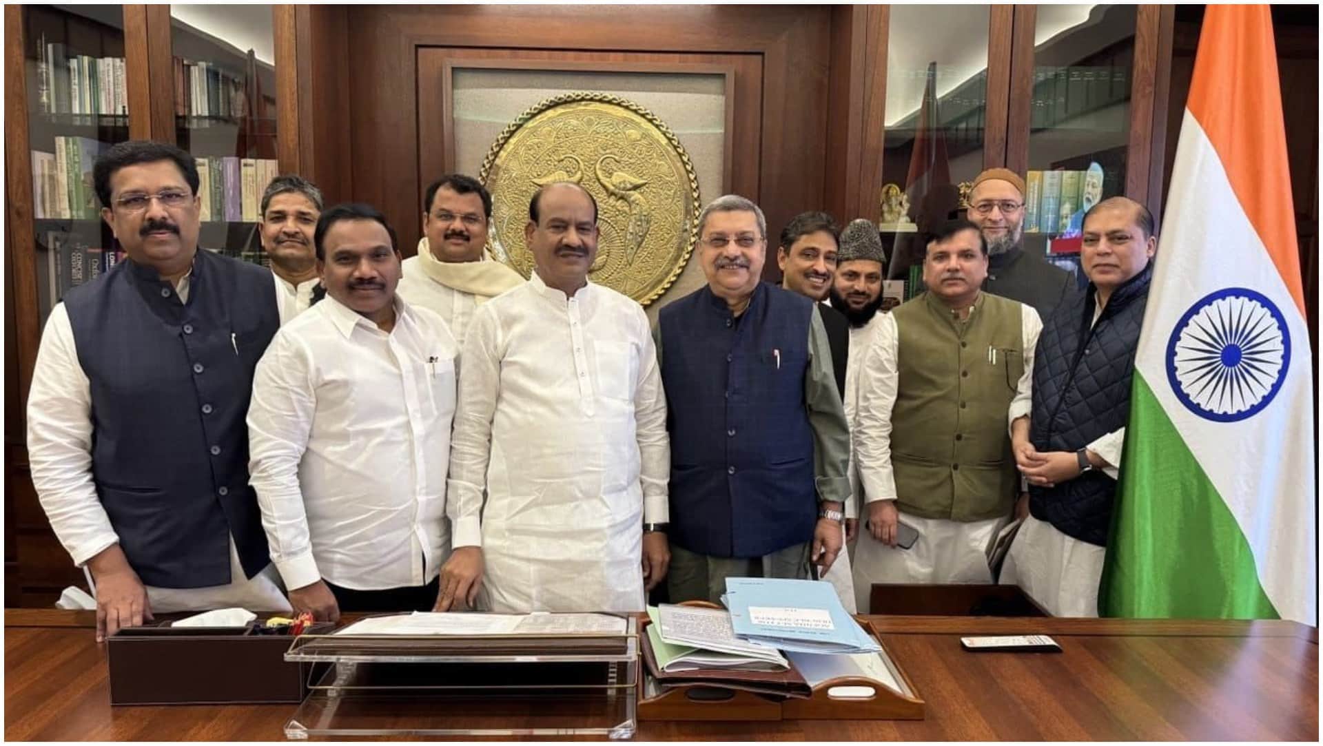 Waqf Bill JPC report tabled in Lok Sabha Rajya Sabha in Parliament Budget Session News Updates