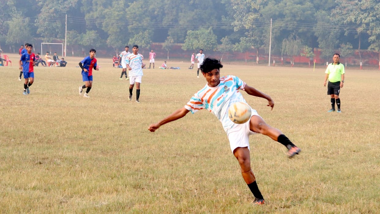 Future and Football Hostel teams won matches in the district level league