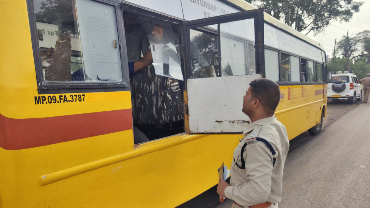 Checking of school vehicles 55 thousand fine