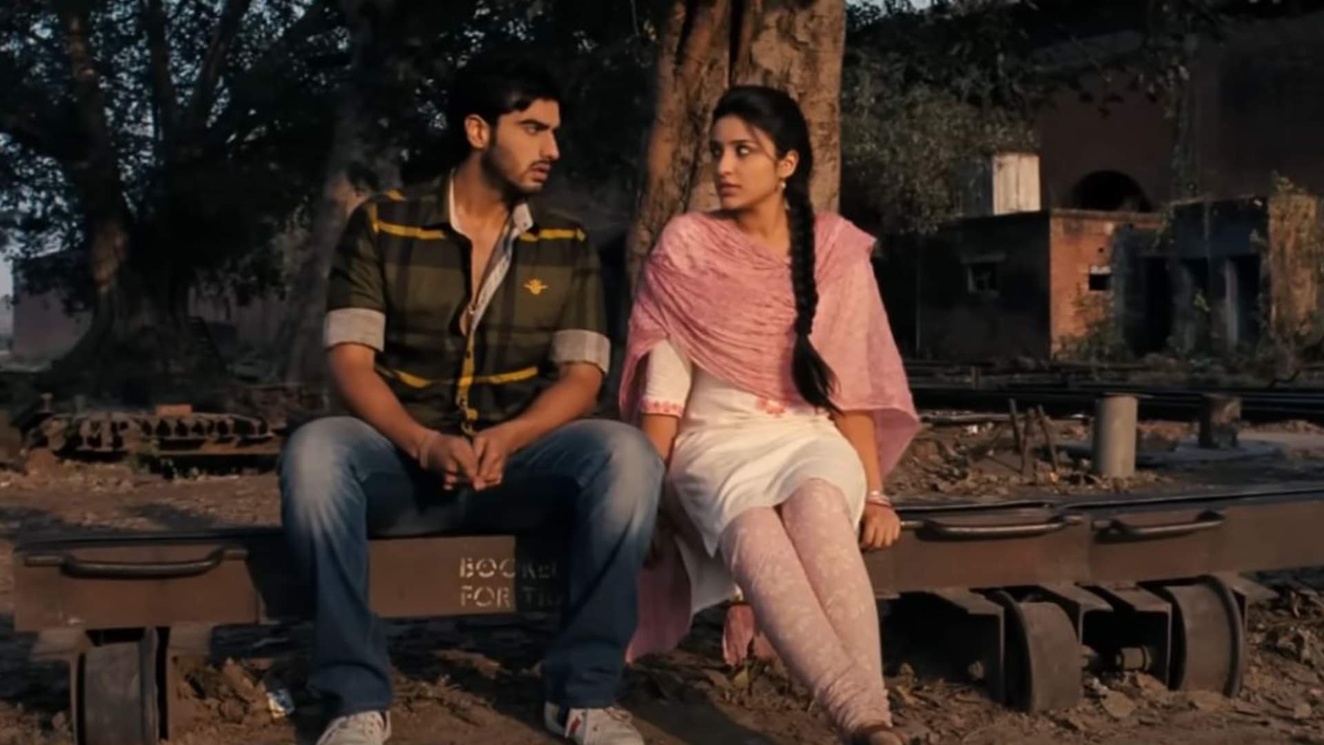 Arjun Kapoor was against Parineeti Chopra casting in Ishaqzaade said I used to find her irritating