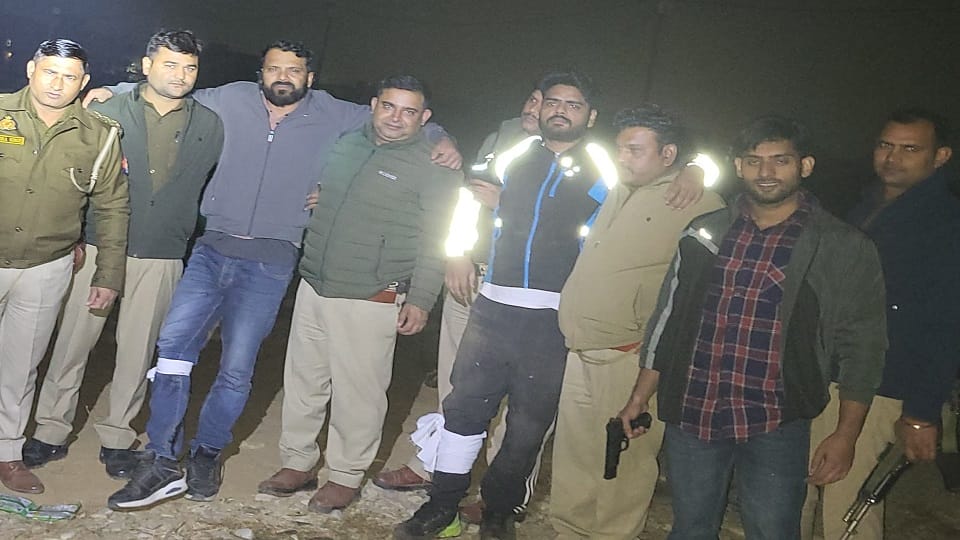 Meerut: Police action against those who murdered a young man in a love affair, two were shot