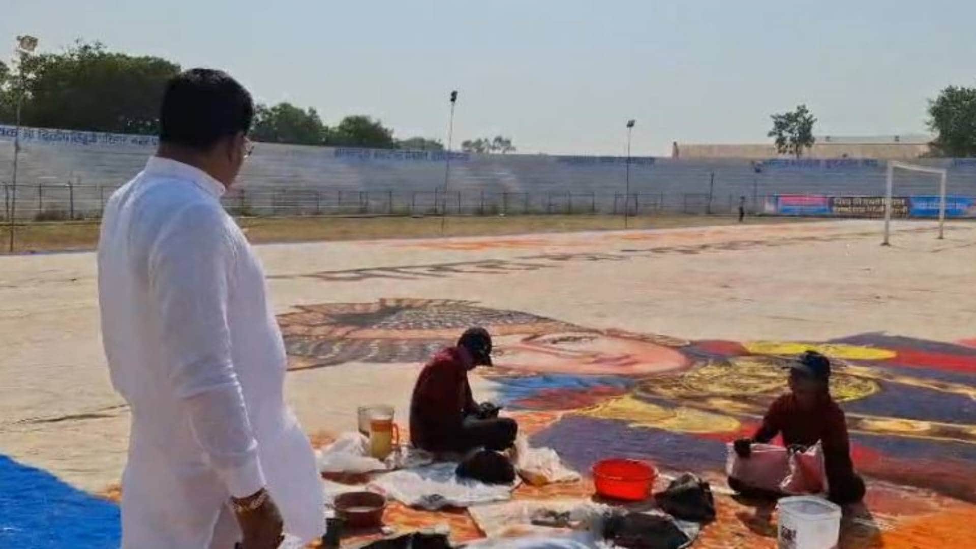 Rangoli World Record Rangoli made in 84 thousand square feet in Neemuch 100 pictures great personalities made