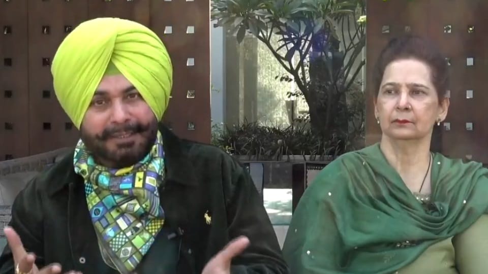नवजोत सिद्धू और नवजाेत काैर