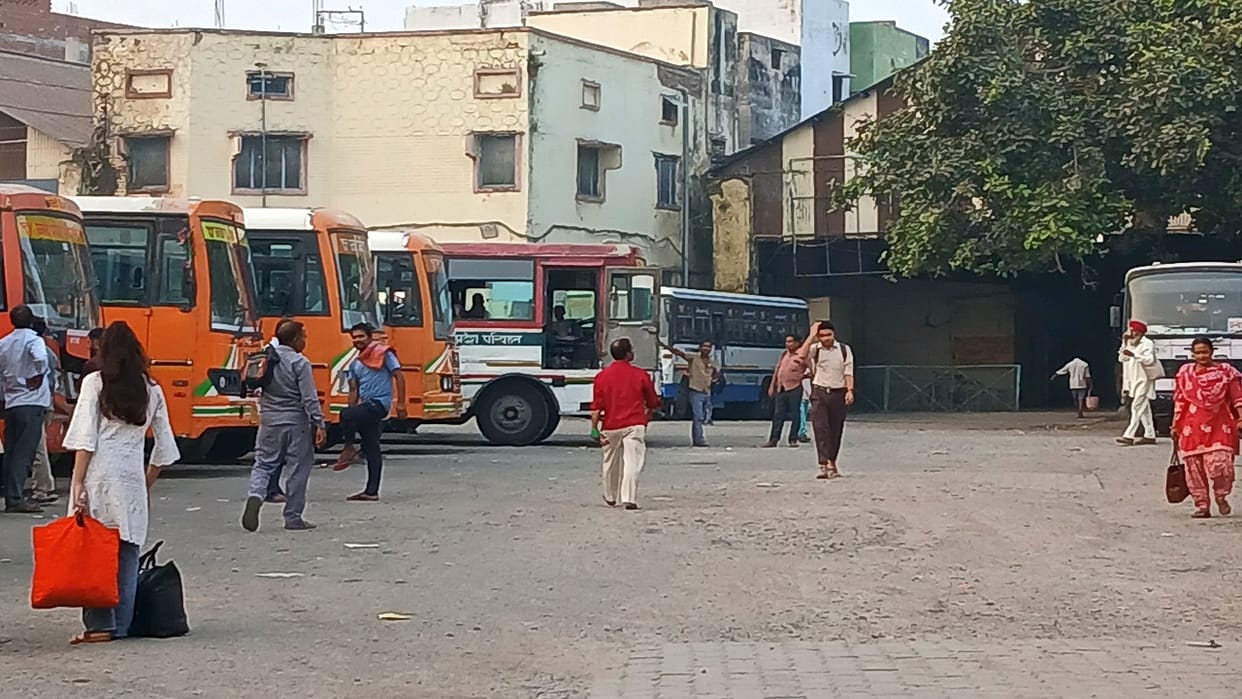 Roadways depot facing shortage of drivers and operators