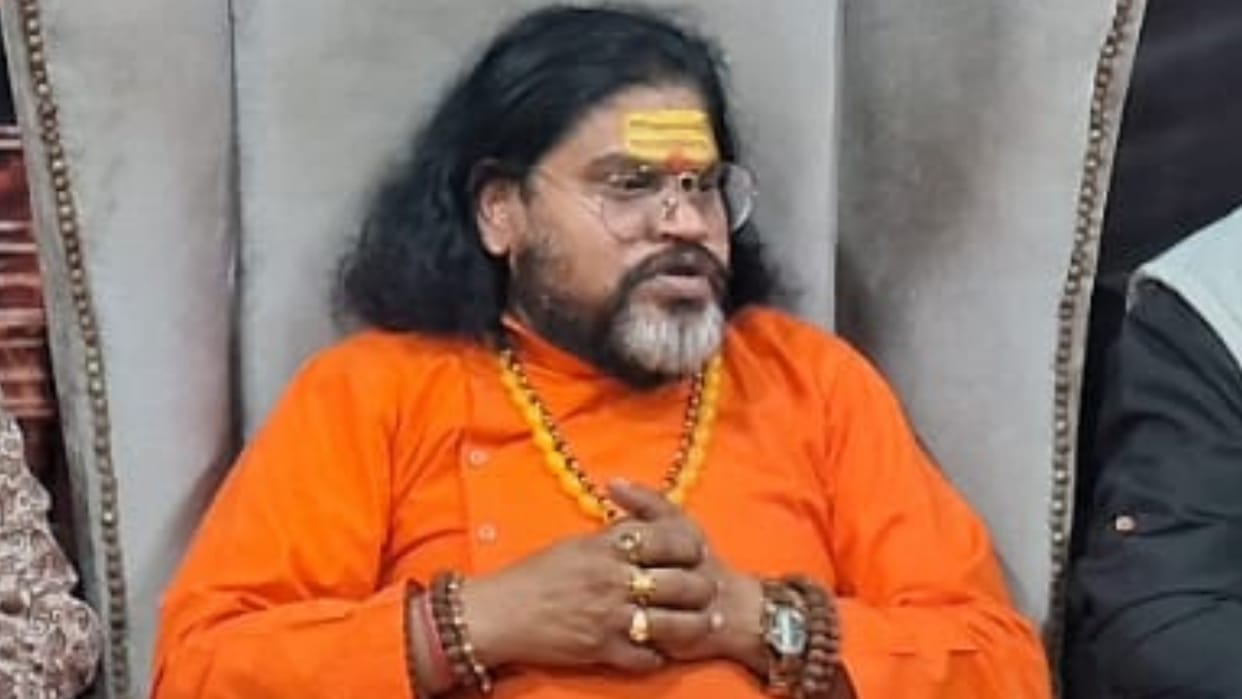 Mahamandleshwar Sachchidanand Pashupati gave a statement