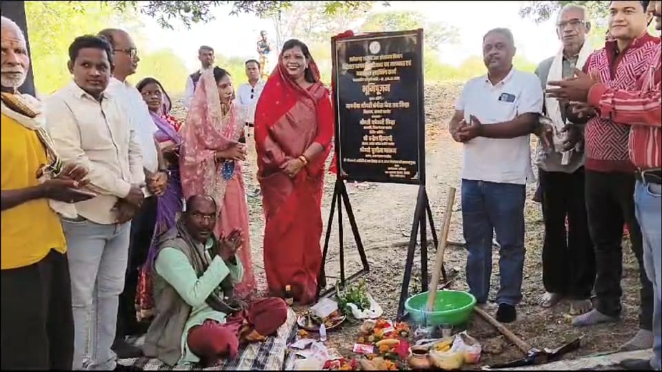 संजारी बालोद विधायक संगीता सिन्हा