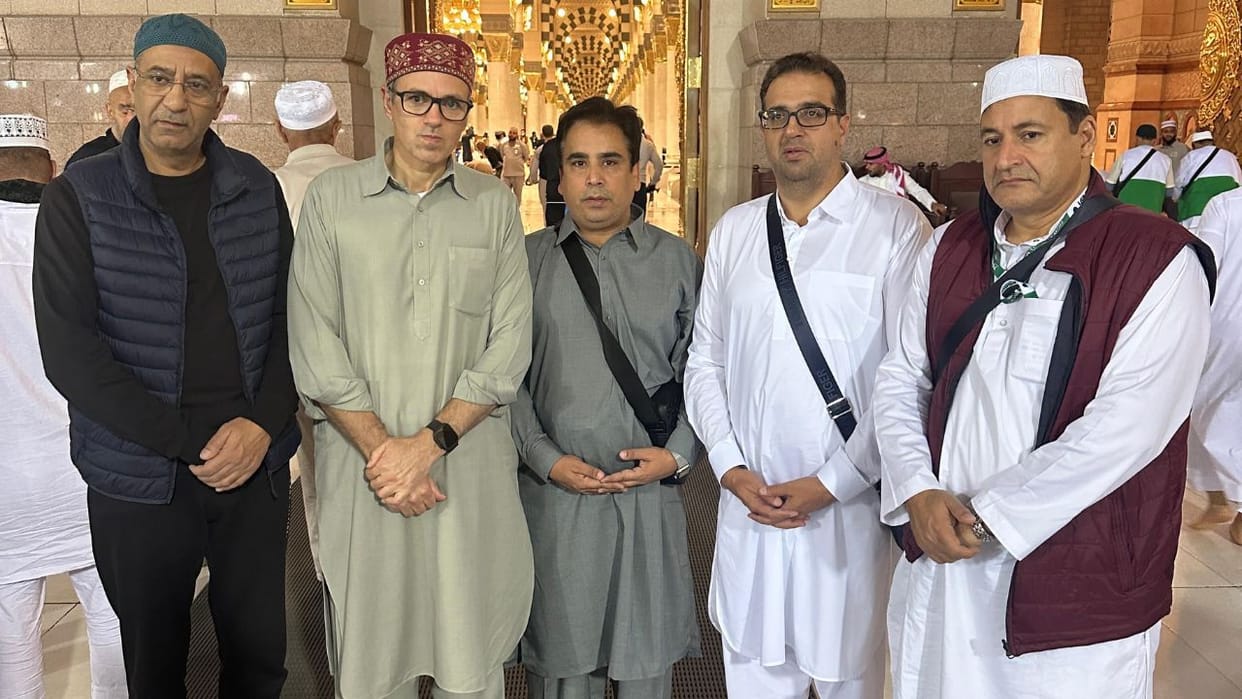J&K News: Farooq Abdullah and Omar Abdullah reach Madina, wish peace for the people of Jammu and Kashmir
