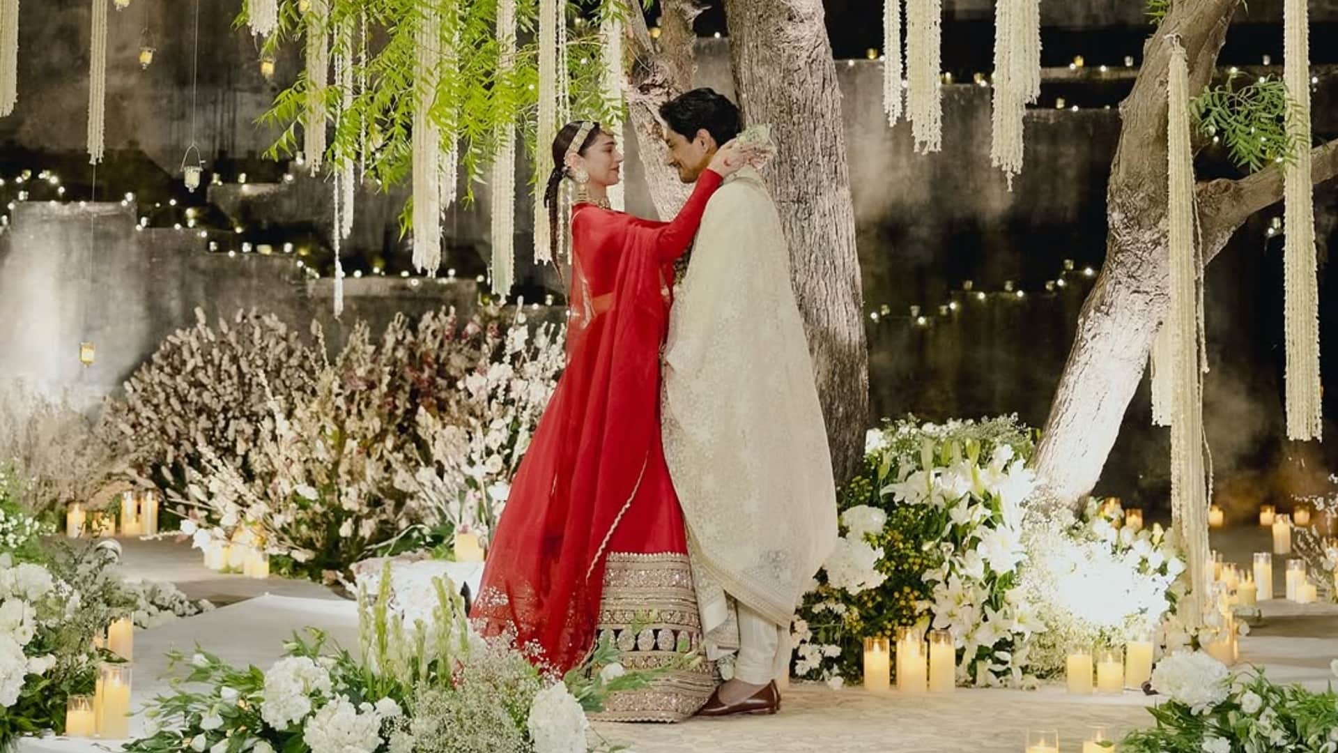 Aditi Rao Hydari Siddarth new wedding pics regal elegance look goes viral on social media