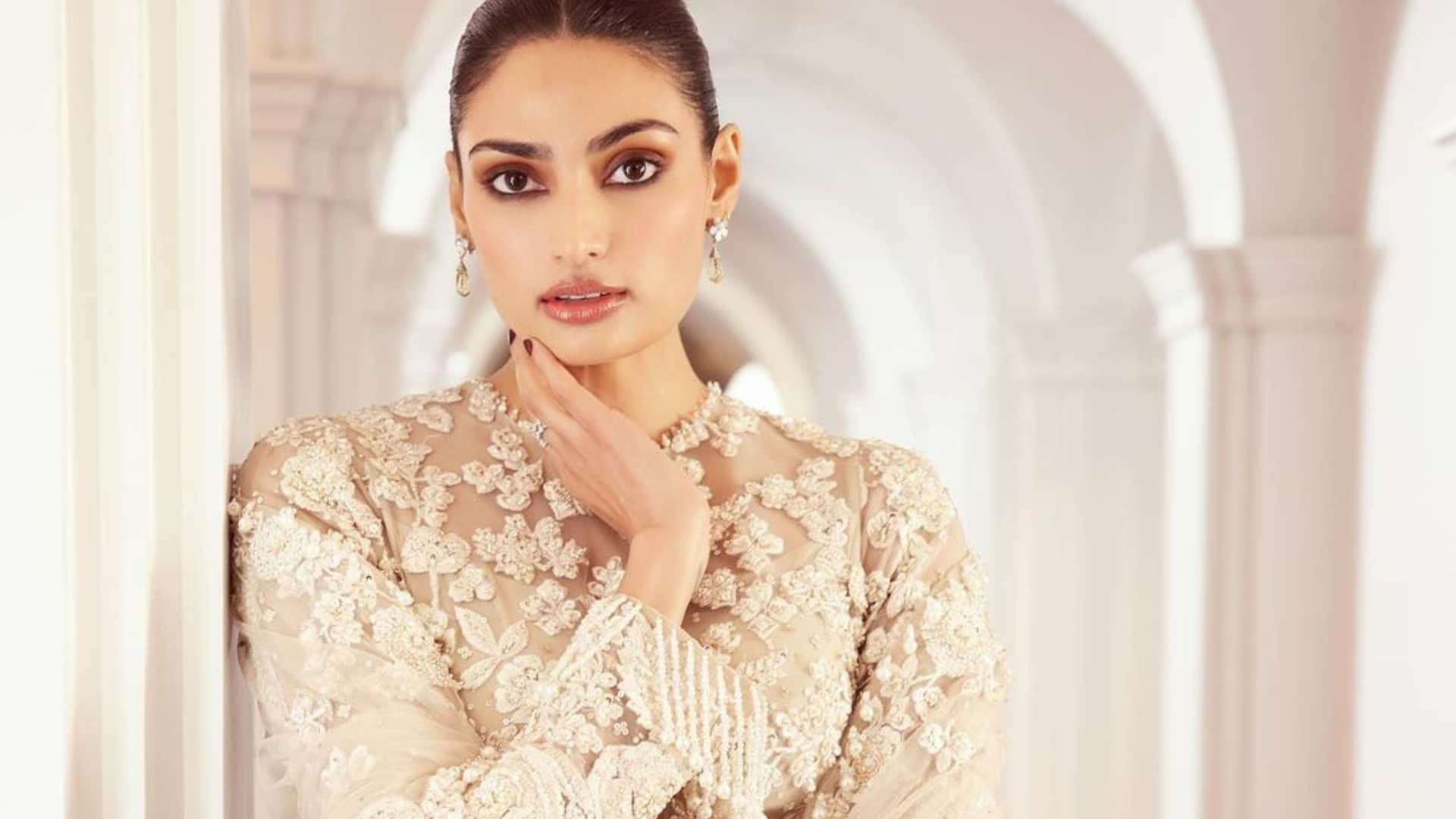 Bollywood Star Kids Movies Box Office Collection Rasha Thadani Ananya Pandey Sara Ali Khan Athiya Shetty