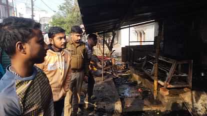 Ayodhya: Fire broke out due to gas cylinder in the shop, chaos broke out, all the goods burnt to ashes. Fire broke out in a shop in Ashwanipuram colony in Ayodhya.