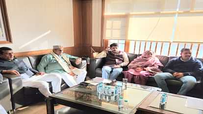 Shimla: प्रदेश कांग्रेस की नई कार्यकारिणी गठित करने को लेकर सह प्रभारियों ने नेताओं से लिया फीडबैक Coincharges took feedback from leaders regarding formation of new executive committee of Pradesh Congress