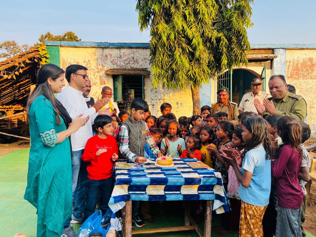 Damoh DFO reached tribal village 100 km away to celebrate his son's birthday
