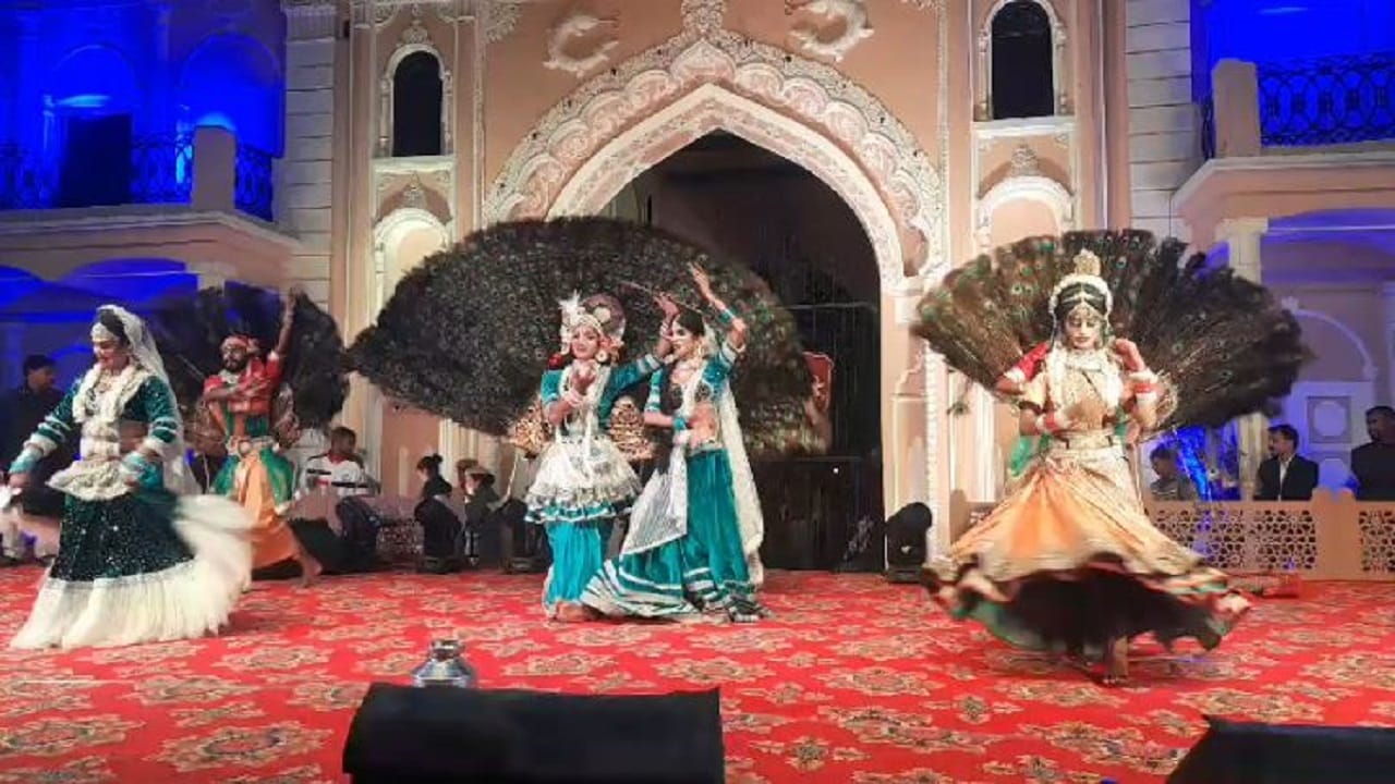 Kotwara drenched in the colors of folk culture in Lakhimpur Mahotsav