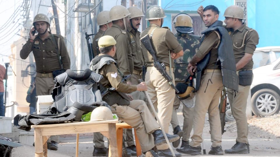 Sambhal Violence Internet service closed for four days Transactions worth crores of rupees affected