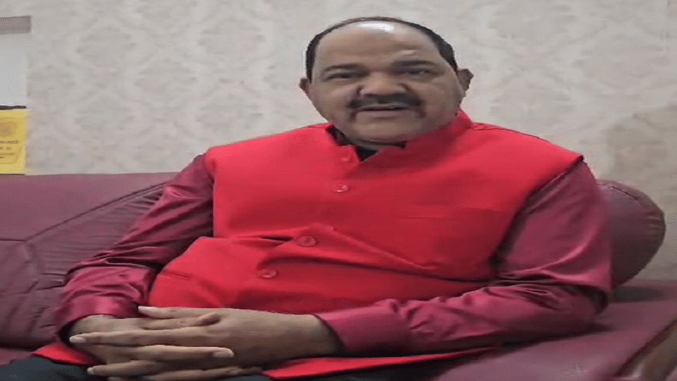 Aligarh BSA dr rakesh kumar singh could not calculate fraction