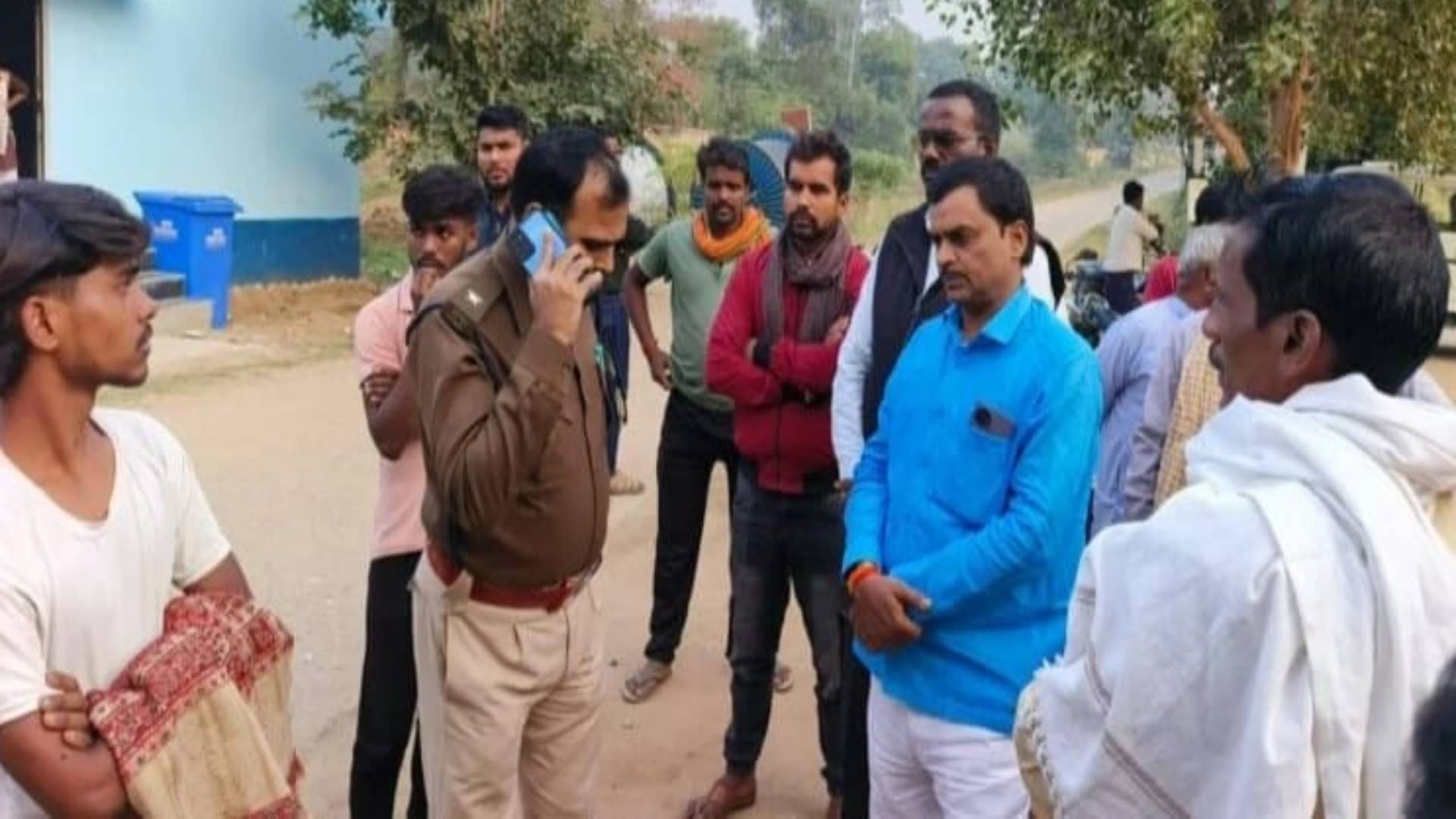 Bihar Road Accident Pickup driver hits bike from behind in Aurangabad young man dies