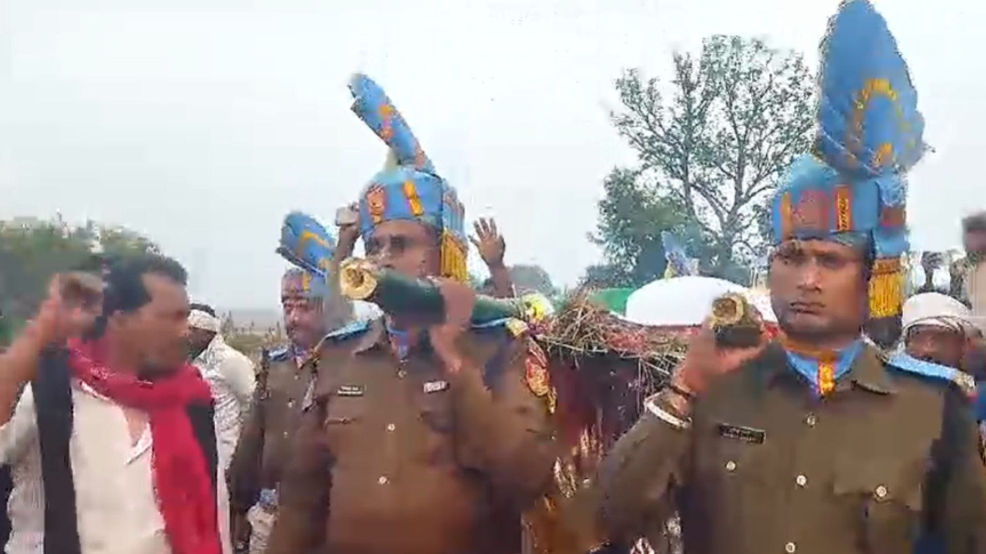 Soldier's body reached village, died due to illness daughter and son gave shoulder to the body