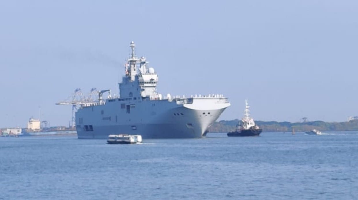 INS Imphal opens decks to public on Mauritius National Day