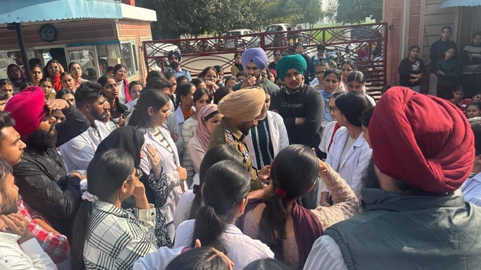Fourth year student attacked in Shaheed Kartar Singh Sarabha Medical College