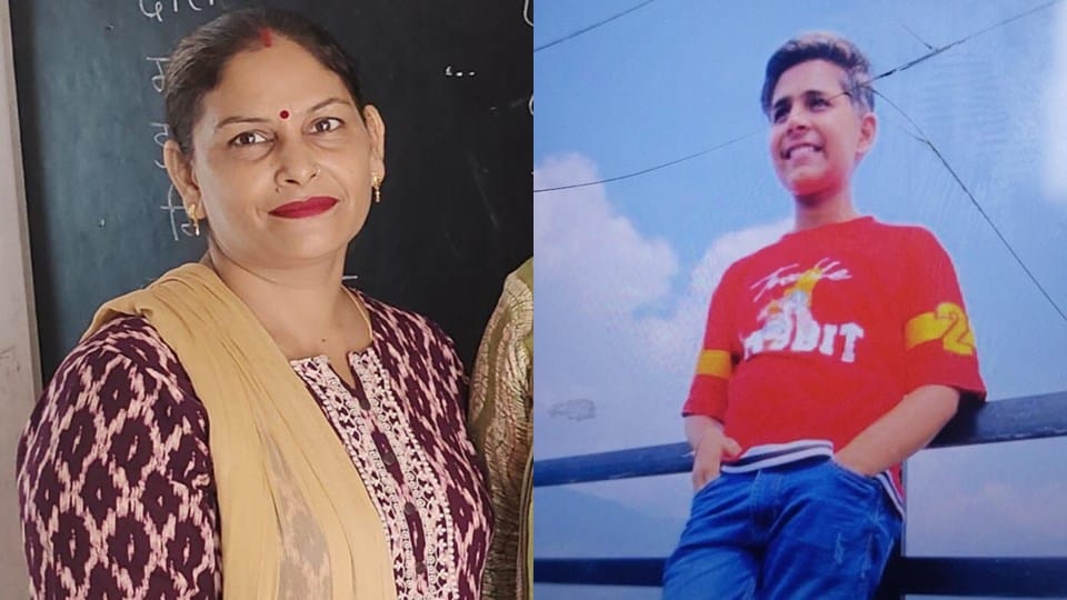 Mother and son died in Amroha: Family was returning home after attending wedding, speeding truck hit car