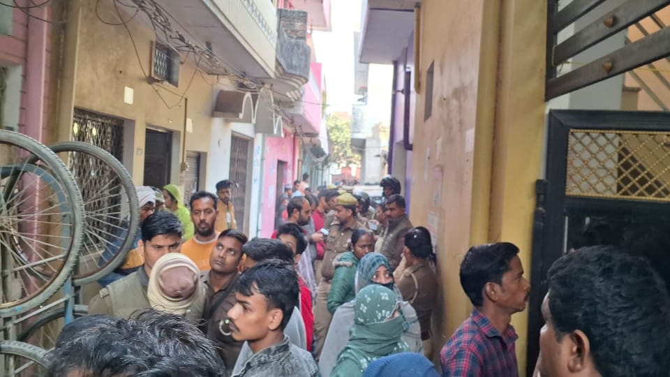 Sultanpur murder after kidnapping Hands and legs tied with rope cloth stuffed in mouth