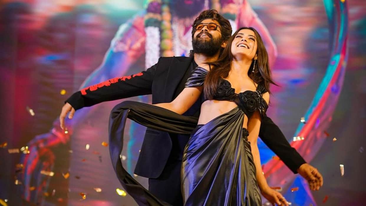 Pushpa 2  actor allu arjun and rashmika mandanna dance perform signature step on song angaron