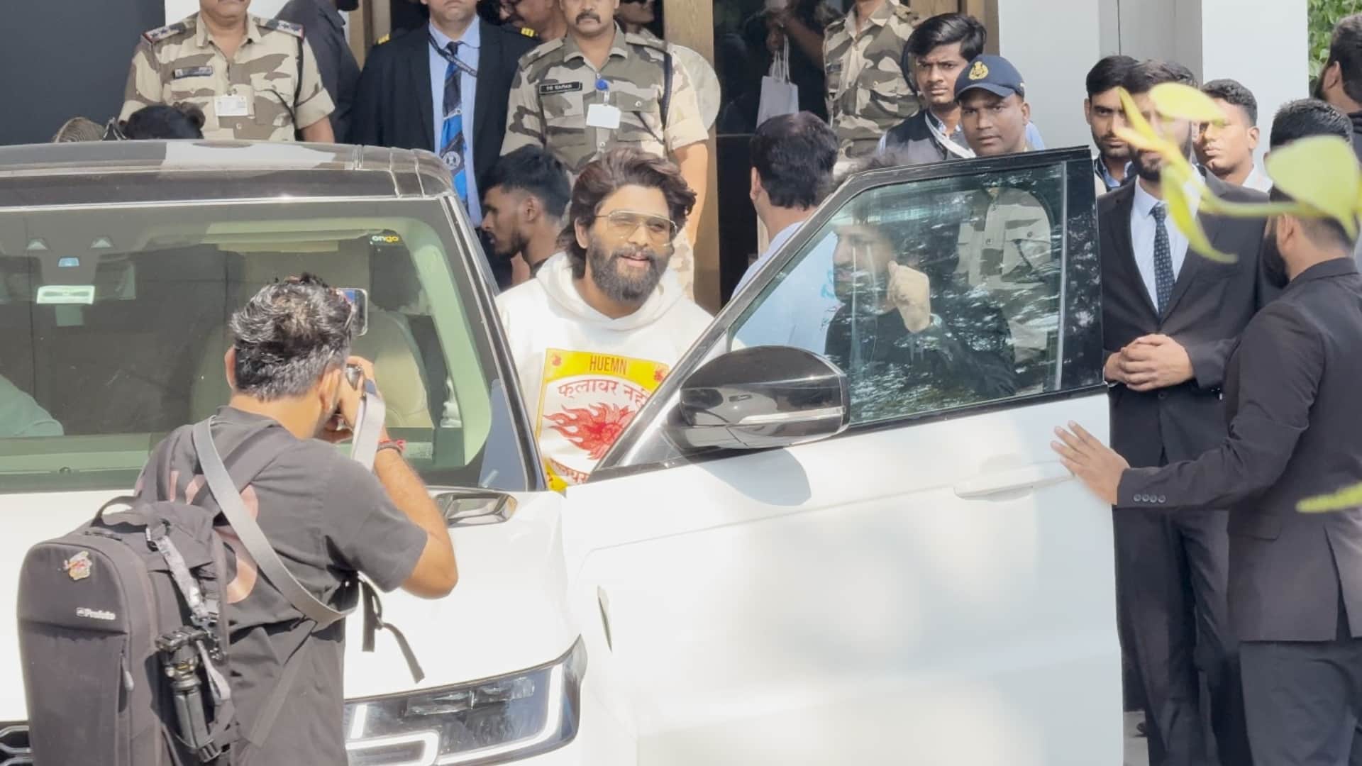 Allu Arjun Rashmika Mandanna in Mumbai to promote their upcoming film Puspha 2 The Rule release on 5 December