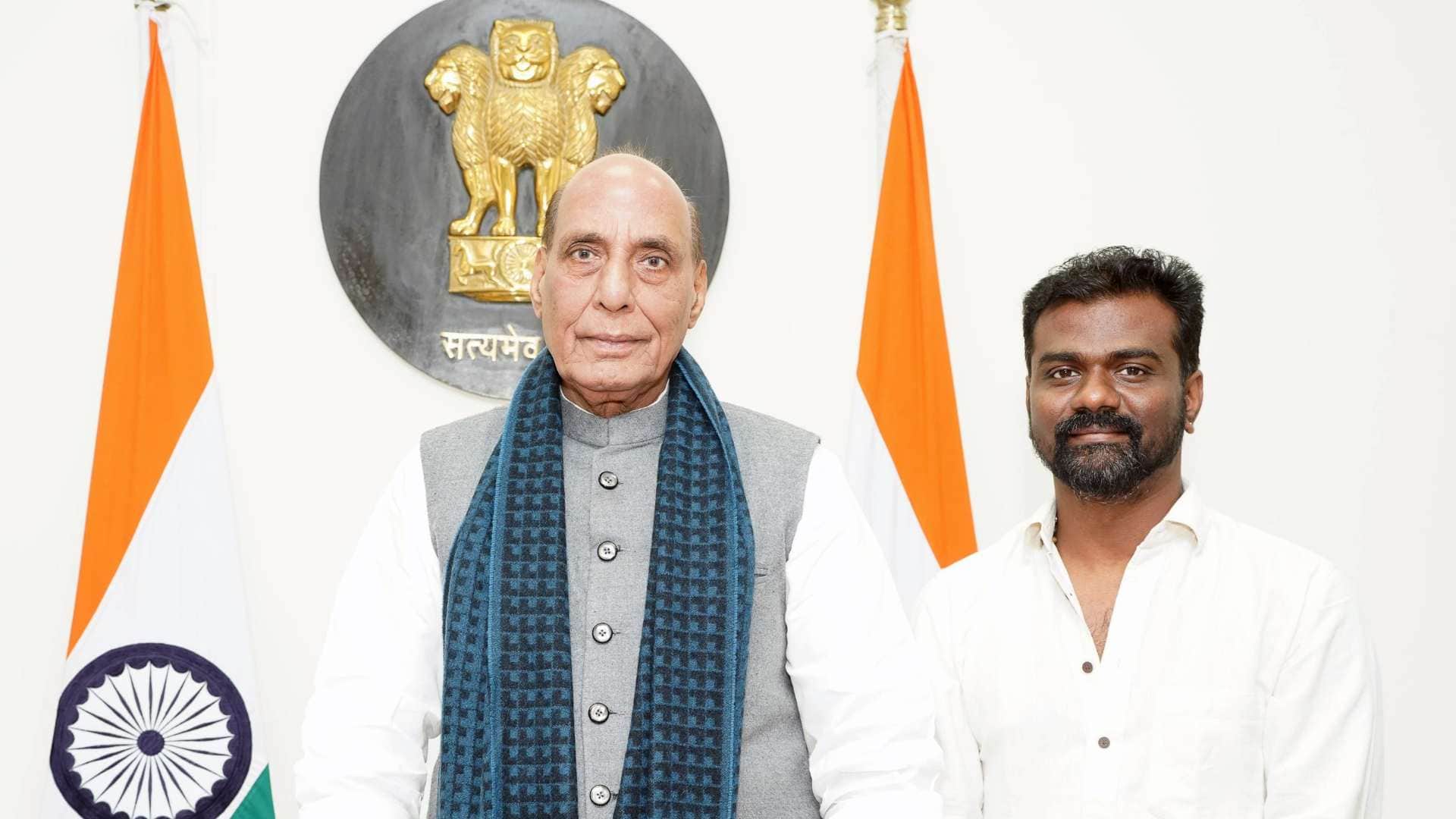 Sivakarthikeyan mets Rajnath Singh Defense Minister congratulated team on amaran success
