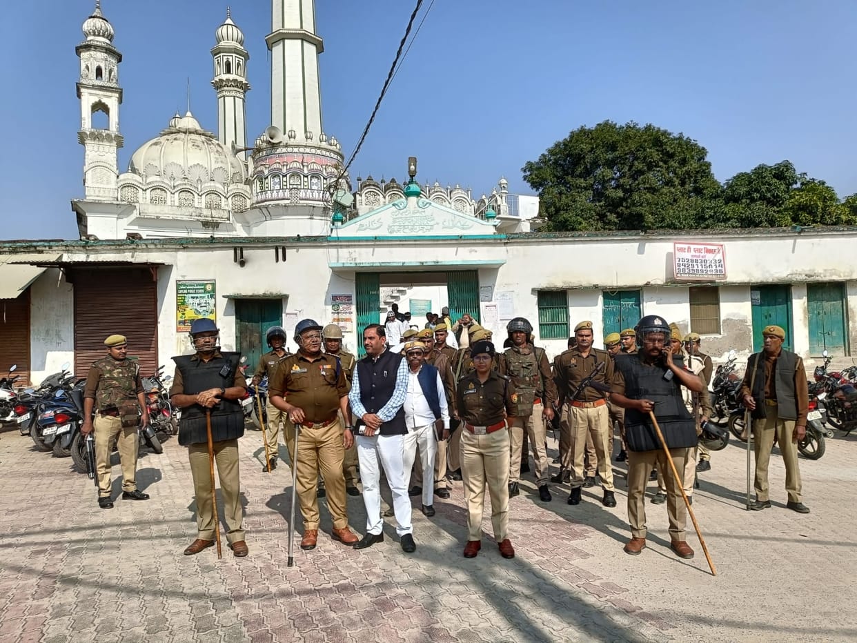 Bahraich: muslims offer prayer in violence effected areas.