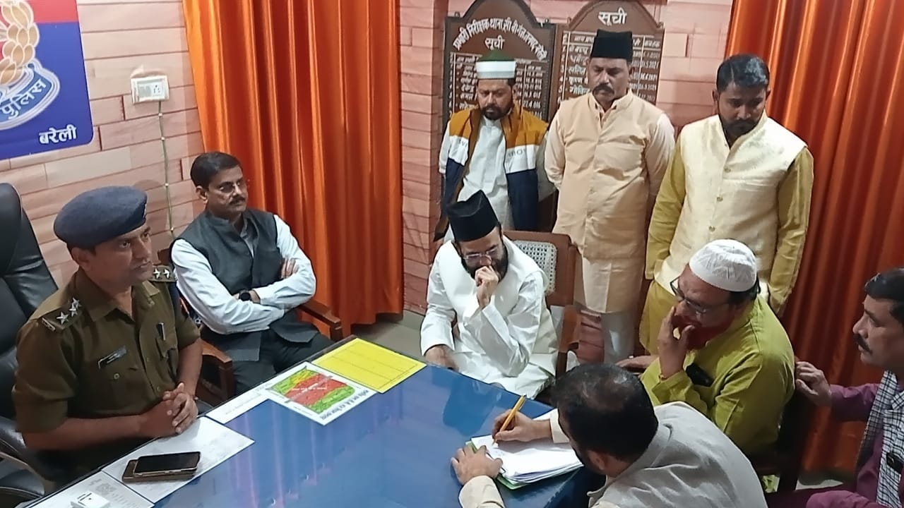 Maulana Tauqeer Raza arresting then released in Bareilly